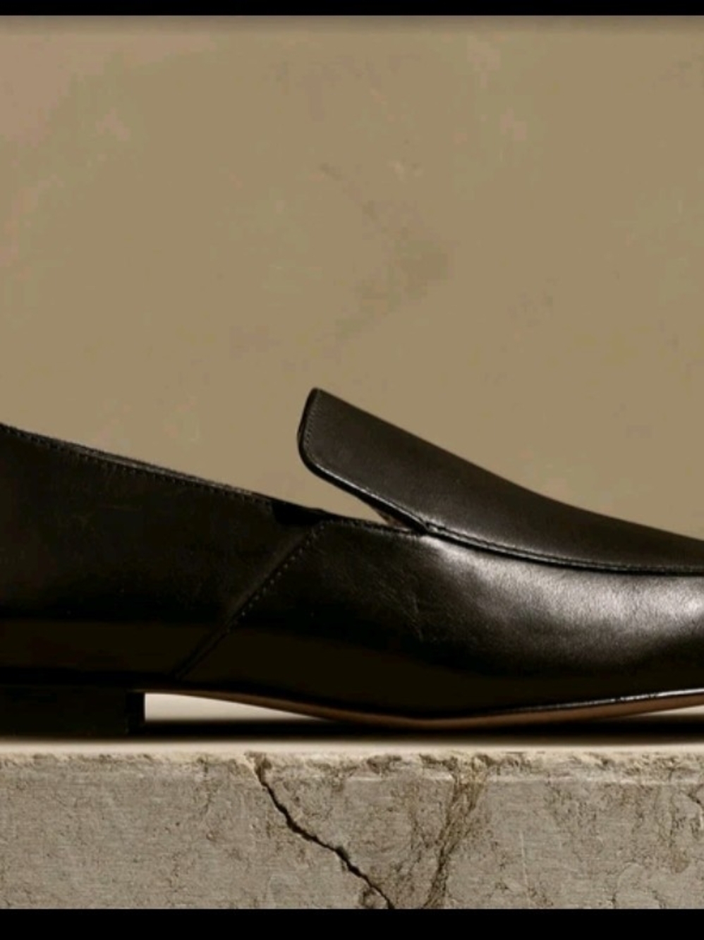 Italian Calfskin Black Leather Slip-On Loafers Banana Republic Size 10 - Picture 2 of 6
